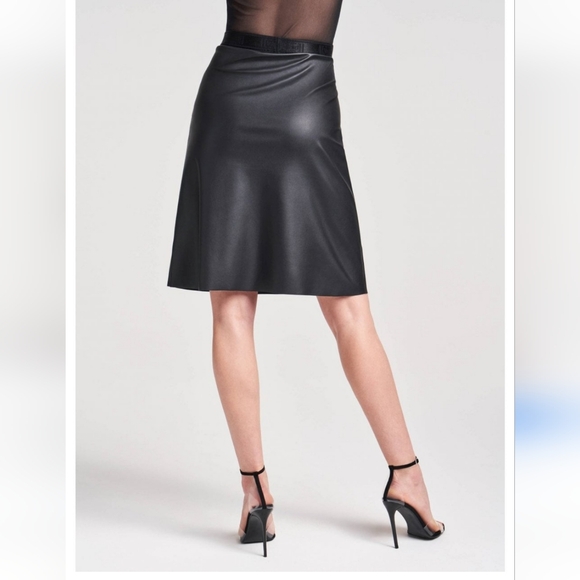 Wolford Faux Leather A-Line Skirt Size 4 - Picture 2 of 7